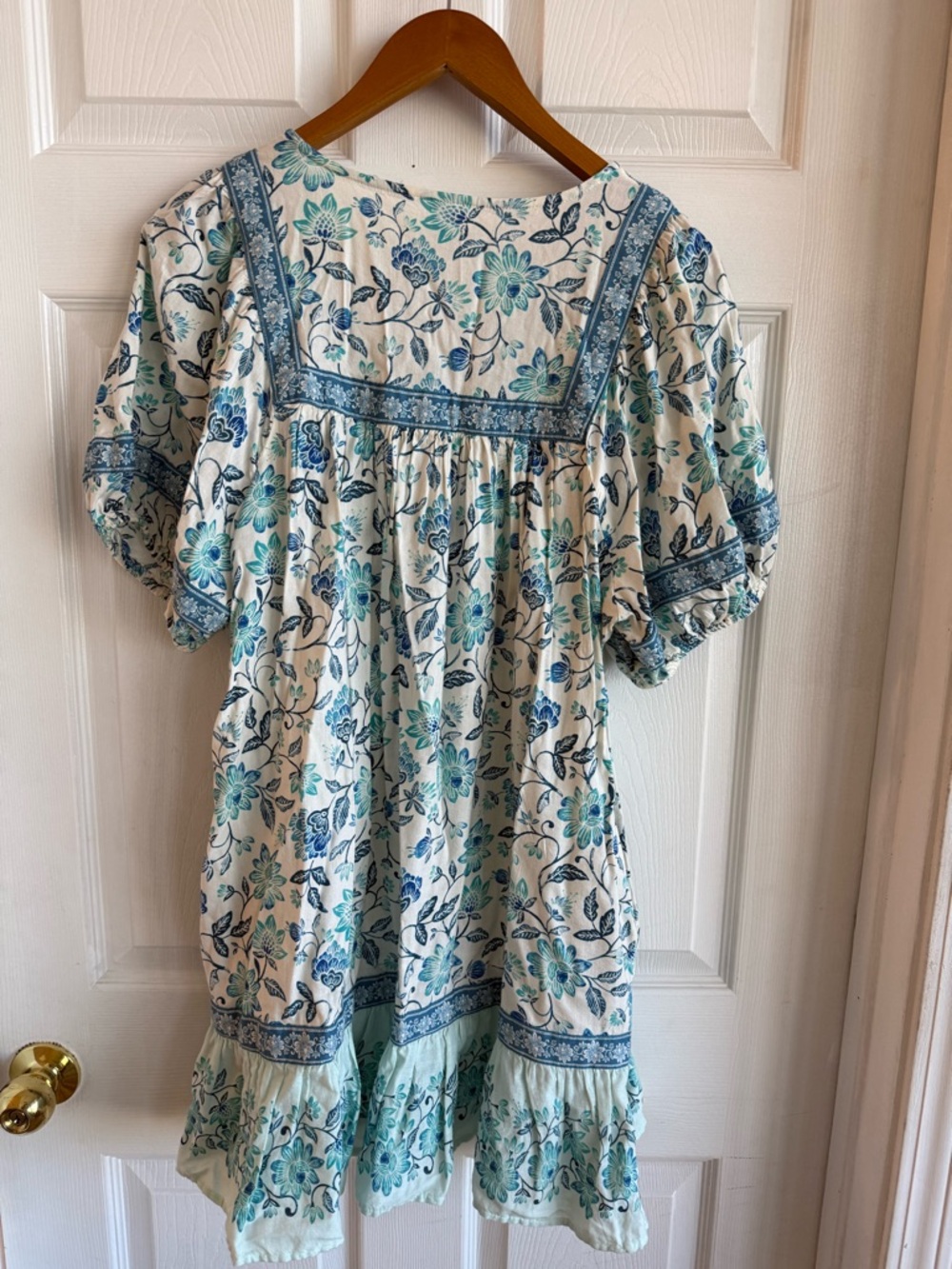 Old Navy Blue & White Floral Peasant Dress - Picture 4 of 4